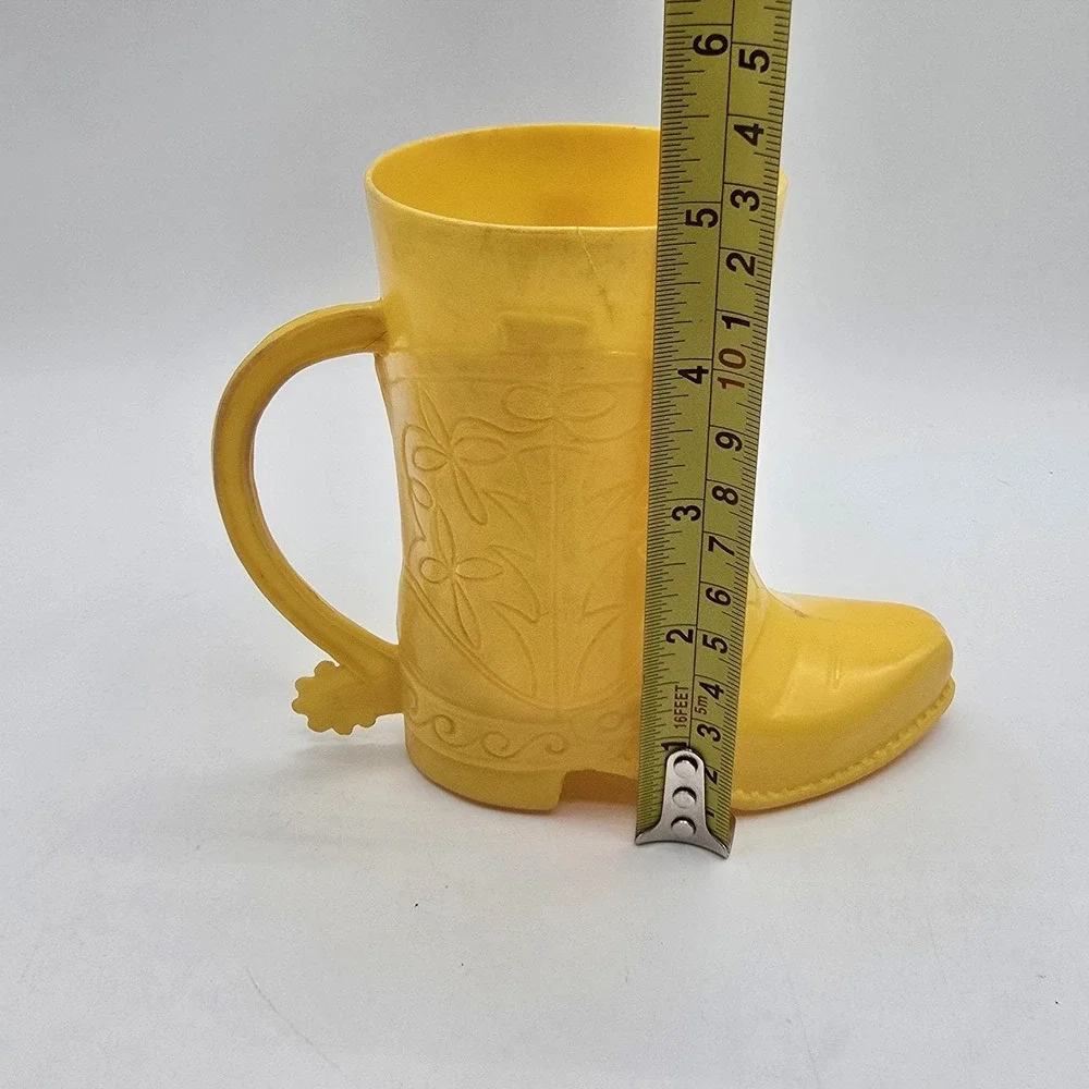 Vintage Plastic Kid Drinking Cup Yellow Boot Spur Cowboy Cowgirl Western Floral